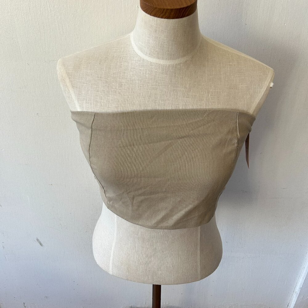 Micas Crop Top Womens Large Beige NWT Smocked Zip Minimalist Clean Girl CBK
